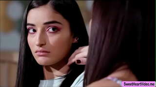 Йылме шуаш кучылтеш да икте-эмили уиллис оргазм Алана Круз