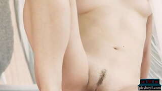 Petite gazte eredu rubia erakusten off bere amazing estu gorputz ipurdian beroa