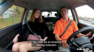 Bigtit britanika menaloha mbola minono lalana mpampianatra akoho mialoha ny firaisana ara-nofo